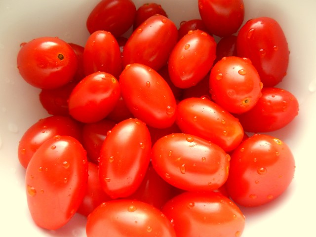Juicy grape tomatoes